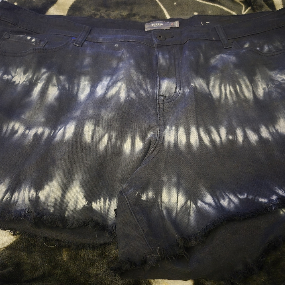 Torrid Navy and White Tie-Dye Jean Shorts